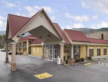 Super 8 By Wyndham Caryville Tn Eksteriør billede